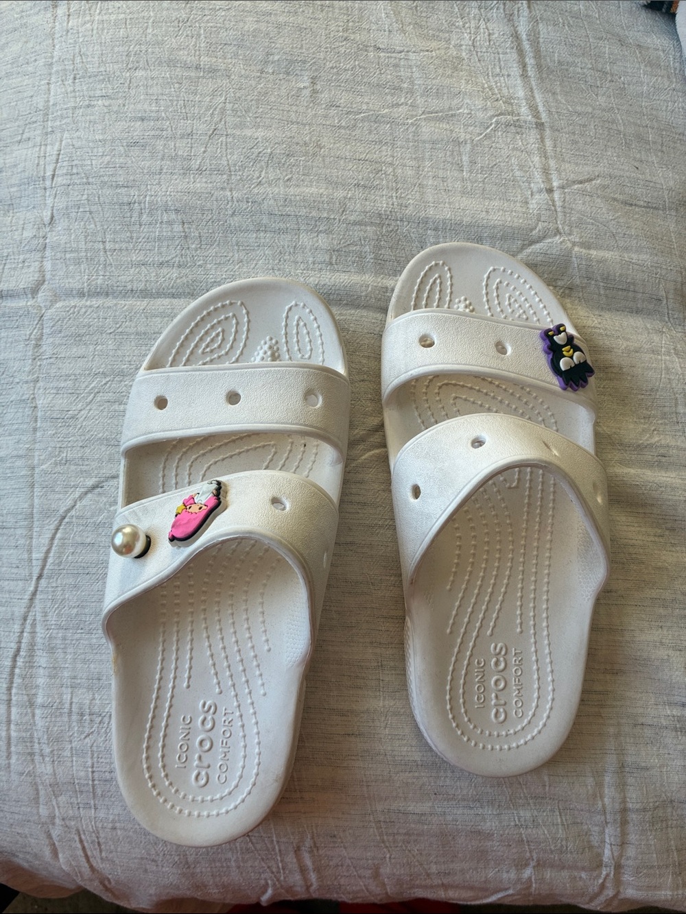 Crocs Sandals 5/7 charms
